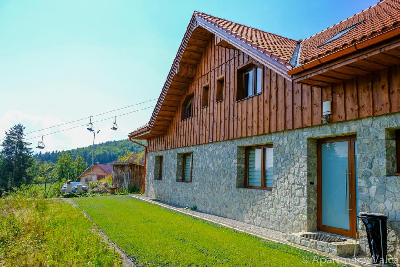 Apartmany Valča מראה חיצוני תמונה